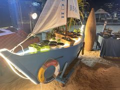 -亚龙湾希尔顿自助餐厅·海鲜·烧烤·沙滩BBQ·现场乐队