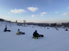 -中旅松花湖滑雪场