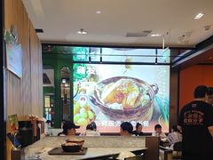 -新发现(金茂览秀城店)