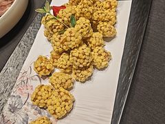 -艳阳天民俗村(公园路店)