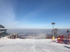 -中旅松花湖滑雪场