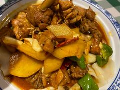 新疆大盘鸡-新疆巴州金丝特餐厅(大钟寺店)