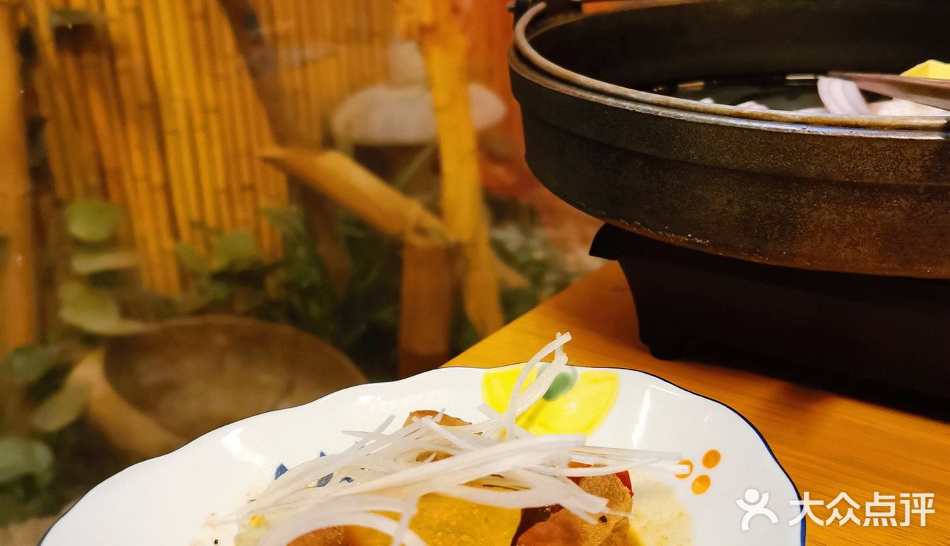 来一口♨️热呼呼的肉