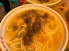 -文山荷鲜居(翠湖店)