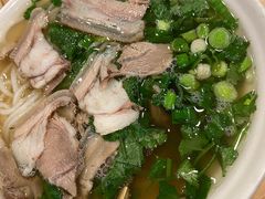 清汤羊肉粉-贵凤凰贵州米粉(五道口店)