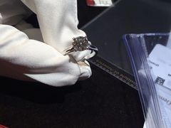 -卡地亚(杭州大厦精品店)