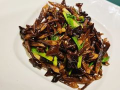 葱爆鸡枞菌-民国红公馆·秦淮八艳(夫子庙店)