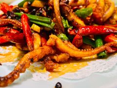 老干妈煸鱿鱼-吕氏疙瘩汤·海鲜新鲁菜(凯德mall新都心店)
