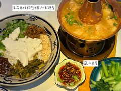 -蜗牛小馆醉乡民谣云南菜(惠新西里店)