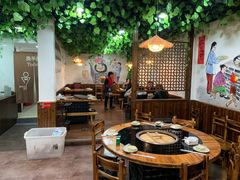 大堂-三里屯土灶炖公鸡地锅鸡(江东店)