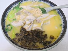 -明呈黄鱼面馆(斜土路店)