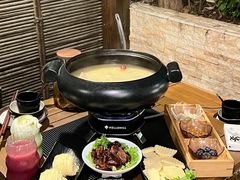 -汤宴·参须肚包鸡(南京路店)