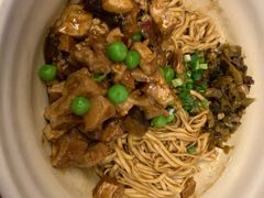 -佬钱湾仔(衣裳街店)