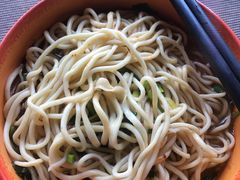 -大中华希尔顿酒店-念自助餐·嗨啤·小龙虾