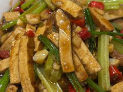 -老游独一佳湘菜馆(高新四路店)