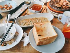 -蜜桃餐厅·伴山(湖滨商业街店)