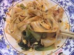 -陕味食族油泼面·小炒盖码面(双榆树店)