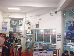 -奥冠体育恒温游泳馆(市少年宫店)