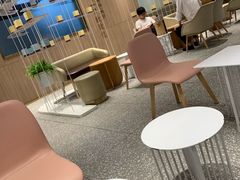 大堂-奈雪的茶(湖滨银泰in77C区PRO店)