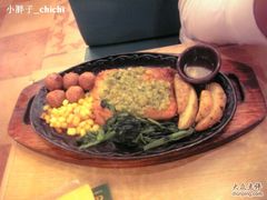 09-10-31_13-39-萨莉亚意式餐厅(特力时尚汇店)