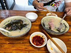 -中和裴氏蹄花(府河路店)