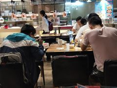 大堂-蒙肥羊·酸汤潮牛·鲜牛肉火锅烤肉自助(岗顶店)