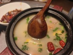 -吴越荣记苏州菜·松鼠桂鱼100%活鱼现做(斜塘老街店)