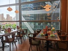 -潮界(凯德晶萃店)