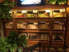 -云海肴·汽锅鸡·云南菜(天山百盛优客店)