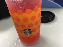 -星巴克臻选(威海威高广场店)