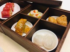 精美点心拼盘-明阁 Ming Court(广州朗豪酒店)