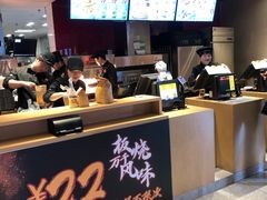 -麦当劳(新王府井店)