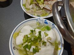-肖四女乐山跷脚牛肉(世博源店)