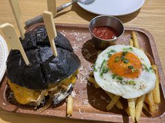 -HELLO 27 意面·沙拉·帕尼尼