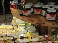 -昆明冠生园·蛋糕·面包(南强街店)