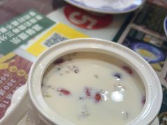 -广信牛奶甜品世家(台东店)
