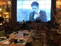 大堂-临界音乐酒馆·小龙虾·江湖菜(华熙LIVE·鱼洞店)