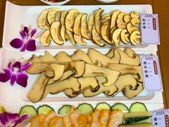 -食全酒美·野生菌腊排骨餐厅(木府店)