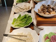 -金滏山烤肉·海鲜·火锅自助餐厅(襄阳万达店)