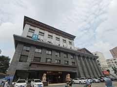 -盛彼得温泉度假酒店