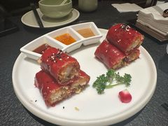 -蝴蝶里·粤菜·点心(滨江龙湖店)