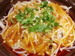 辣卤金针菇-鲜味食族水产·海鲜餐厅