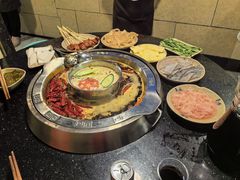 -洞亭火锅(防空洞总店)