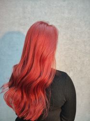 -诗悦发型烫染SALON
