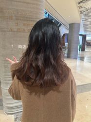 -PE SALON