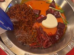 -山城年华老火锅(玉林店)