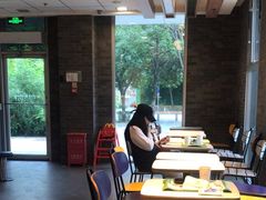 -麦当劳(欢乐谷店)