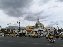 -皇家田广场(อนุสาวรีย์ทหารอาสา)