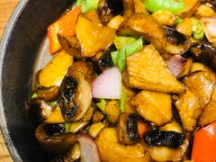 -云海肴·汽锅鸡·云南代表菜(天山百盛优客店)