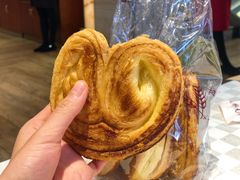 蝴蝶酥-国际饭店·帆声西饼屋(黄河路店)